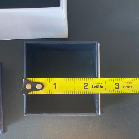 Lot of De Beers and Anabel Aram Jewelry Boxes - Picture 7 of 8